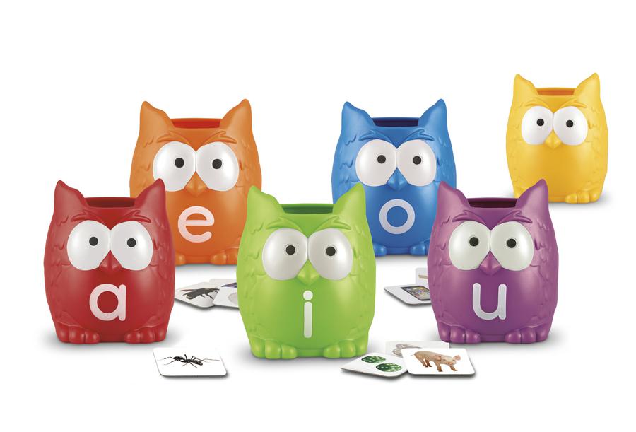 Learning Resources Vowel Owls™ Sorting Set