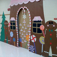 Gorgeous Gingerbread House Classroom Display