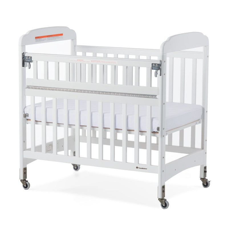 Next Gen Serenity® Compact SafeReach® Crib, Clearview, White