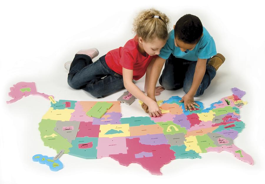 WonderFoam® Giant USA Floor Puzzle Map - 73 Pieces