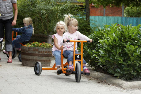 Taxi Age 3-7