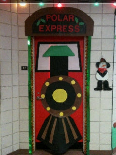 5 Festive Door Displays for Christmas/Winter!
