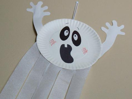 Paper Plates: A Perfect Halloween Craft Supply!