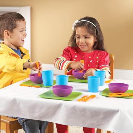 New Sprouts® Serve it! My very own dish set